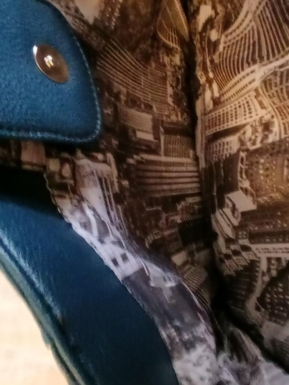 Kenneth Cole REACTION laptop or ipad purse - Picture 4 of 8